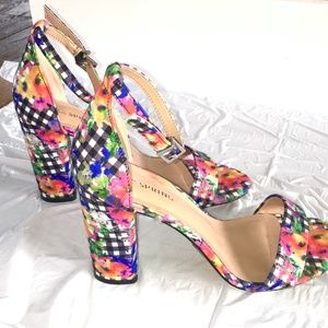 Floral Strappy Sandals